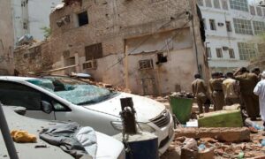 Arabia Saudita, sventato attentato alla Grande Moschea della Mecca: 11 feriti (foto Ansa)