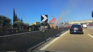 Firenze, tir in fiamme in autostrada A1: code e traffico in tilt
