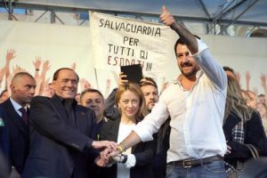 Centrodestra avanza, Salvini a Berlusconi: facciamo il maggioritario (ma a traino leghista...)