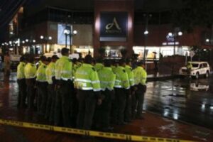Bomba esplode in un centro commerciale: almeno 3 morti a Bogotà