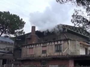 Salerno, case cimitero vicino alla Fonderia Pisano: 12 morti di cancro nello stesso palazzo