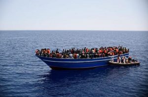 Migranti: il Governo sta per bloccare i porti alle Ong straniere