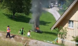 Richard Hammond, brutto incidente in Svizzera: supercar prende fuoco