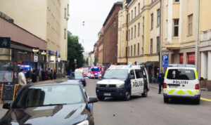 Finlandia, auto sulla folla a Helsinki: un morto e diversi feriti