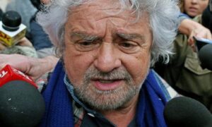 Beppe Grillo: "Il PD e Verdini vogliono una nuova legge elettorale contro il Movimento 5 Stelle"