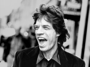Mick Jagger torna solista con 2 singoli rock: canta la Brexit e l'Isis