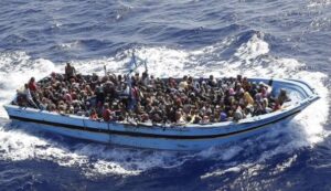 Migranti, Italia prona a "opzione nucleare": 200mila visti temporanei per chi va verso il Nord Europa