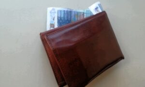 Verona, senzatetto trova un portafoglio con mille euro e lo restituisce