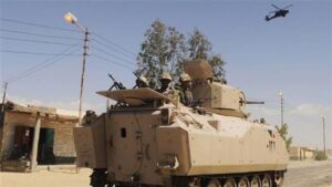Isis, attacco kamikaze in Egitto: uccisi 10 soldati nel Sinai