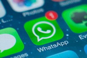 WhatsApp, con l'app Speechless i messaggi vocali diventano scritti