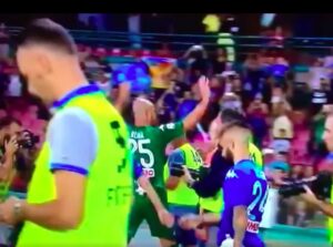 Napoli-Atalanta, Pepe Reina: il saluto finale sembra un addio (VIDEO)