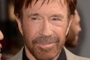 Chuck Norris, due infarti in meno di un’ora: l'attore sarebbe già stato dimesso