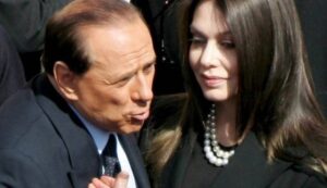 Berlusconi 1-Veronica 0. Autogol avvocati di lei: "Sentenza Cassazione sbagliata"