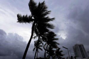 Uragano Irma: Saint Martin, Saint Barthelemy, Antigua, Barbuda, devastate da venti a 300 km all'ora