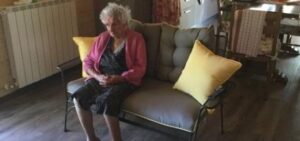 Terremoto: Giuseppina Fattori di 95 anni sfrattata dalla casetta di legno