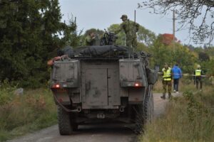 Svezia, treno si scontra con un carro armato: 4 feriti