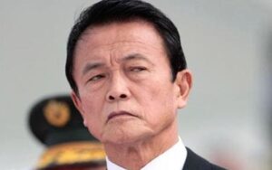 Giappone, il vice-premier: "Dovremo sparare ai rifugiati nord-coreani se crolla il regime"