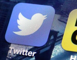 Twitter sospende 200 account, tra cui Russia Today, per interferenze a presidenziali Usa