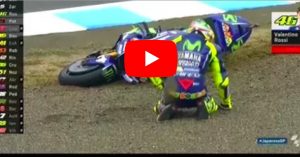 YOUTUBE, Valentino Rossi cade ma salva la gamba a Motegi
