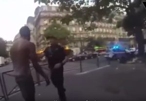 polizia-francia-taser-lacrimogeno 
