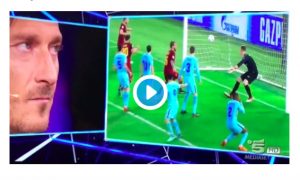Amici, Francesco Totti (VIDEO) racconta l'impresa della Roma contro il Barcellona