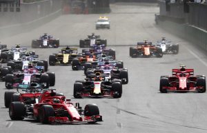 F1, Gp Azerbaigian: Hamilton trionfa su Raikkonen e Perez. Vettel solo quarto