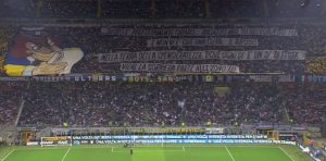Inter-Juventus, foto striscioni-coreografie: nerazzurri con Pinocchio