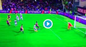 Simy come Cristiano Ronaldo: video gol rovesciata in Crotone-Juventus 1-1