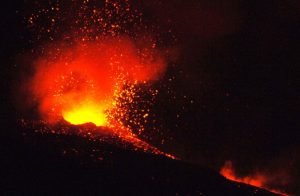 Etna, ricostruire il flusso piroclastico per ridurre rischi sul vulcano