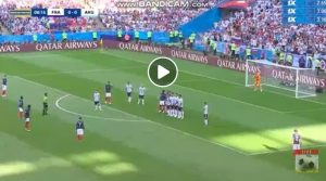 Francia-Argentina, traversa di Griezmann su calcio di punizione