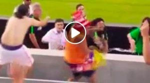 René Higuita nella bufera, ha colpito un tifoso con un pugno (VIDEO)