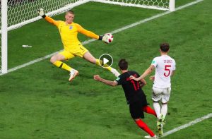 Mandzukic, il video con il gol all'Inghilterra che ha qualificato la Croazia alla finale dei Mondiali 2018