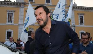 Capro espiatorio, con zingari e immigrati Matteo Salvini (nella foto) rinnova un rito preistorico