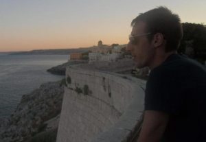 Mirko Vicini, ultimo cadavere recuperato a Genova. Bilancio definitivo: 41 morti, finiti i dispersi