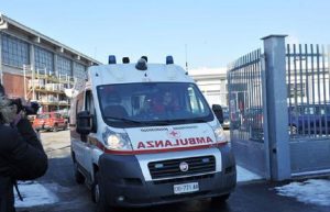 Taranto, bimba di due anni muore soffocata da un acino d'uva (foto Ansa)