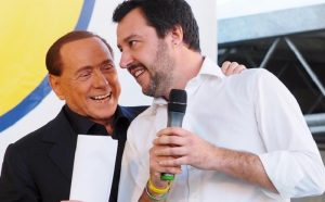Berlusconi baluardo dei moderati: "Dittatura". Salvini: "Frustrato di sinistra". Fine di un amore