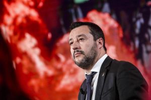 Salvini: "Sulla Diciotti rifarei tutto, il processo non va fatto". Lettera al Corriere della Sera