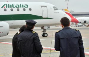 Alitalia chiede altri sei mesi di cassa integrazione per mille dipendenti