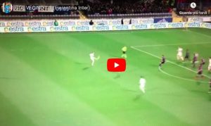 Simeone e Vecino, var convalida gol in Fiorentina-Inter: il VIDEO