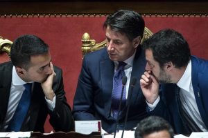 Matteo Salvini e Di Maio giocano alla crisi. Prova generale per l'autunno