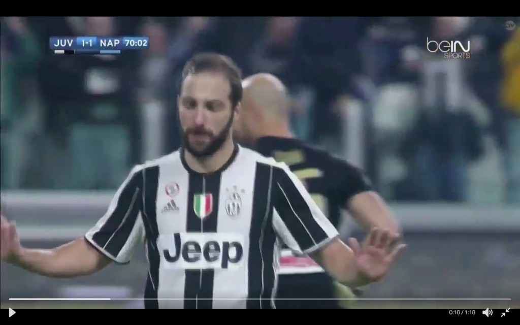 Juventus-Napoli 2-1, Gonzalo Higuain non esulta dopo il gol