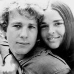 Love story, morto Ryan O'Neal, Ali MacGraw lo ricorda mezzo secolo dopo il film che fece piangere una generazione