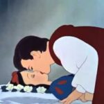 Paola Cortellesi e Biancaneve: alla ricerca del sessismo nelle fiabe Disney