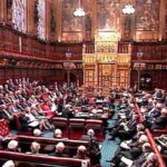 Migranti e Costituzione: scontro a Londra fra premier e Lord dovrebbe: ecco come funziona il sistema bicamerale