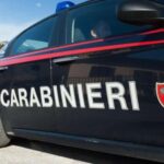 Ribaltarono e incendiarono un'auto a Capodanno: arrestati 5 ragazzi. Foto d'archivio Ansa