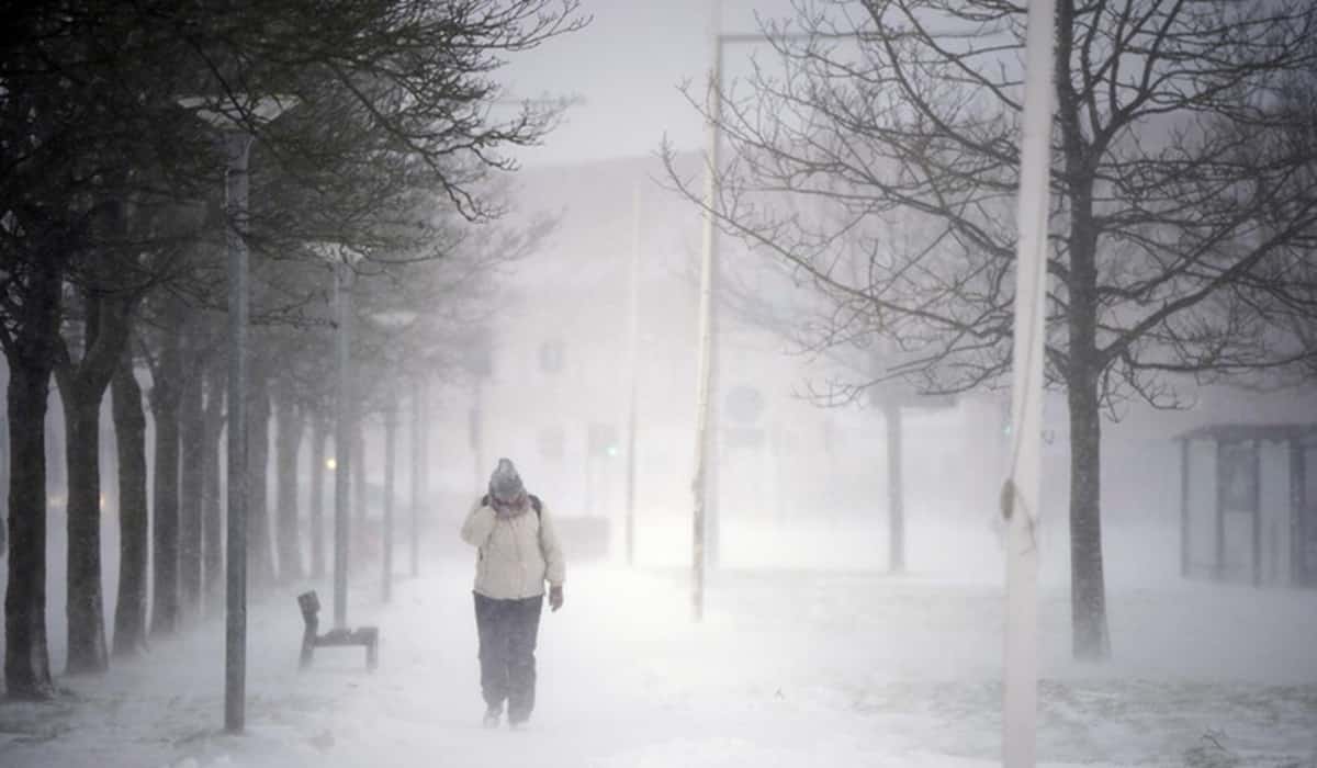 Arrivano neve, freddo e vento forte al Centro-Sud. Allerta gialla in Campania, Puglia, Basilicata e Calabria. Foto d'archivio Ansa