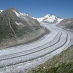 Ghiacciai delle Alpi destinati a dimezzarsi entro il 2050 con un aumento del rischio frane