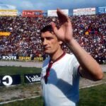 Gigi Riva, gli arabi fischiano. Gli stiamo vendendo tutto, anche il minuto di silenzio