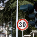 Bologna, nella prima grande città a 30 km/h le prime multe. Questo il futuro?