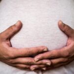 Resta incinta durante il cambio di sesso, ora Marco aspetta un bambino